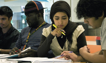Fewer Arab students head for U.S. to study, report shows