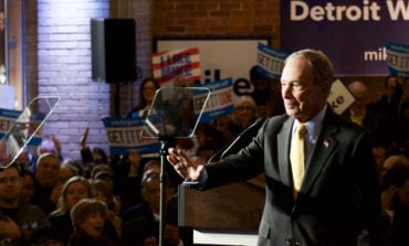 Warren Evans praises “self-made” mogul Bloomberg at Detroit rally