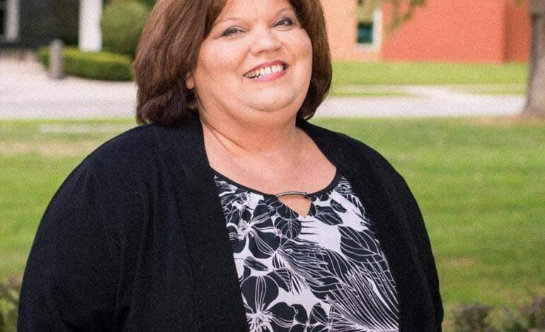 Lisa Hicks-Clayton announces candidacy for treasurer