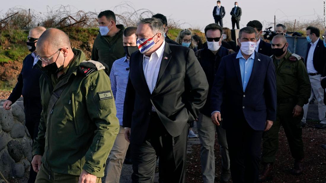 Secretary of State Mike Pompeo, center, arrives for a security briefing on Mount Bental in the Israeli-controlled Golan Heights, near the Israeli-Syrian border, Thursday, Nov. 19. Photo: Patrick Semansky