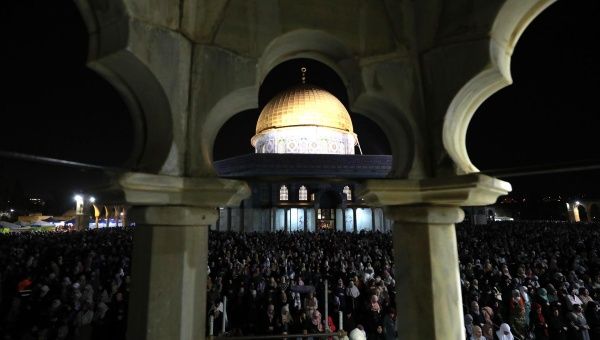 Palestinians attend a Laylat al-Qadr night prayer during the holy month of Ramadan at the Al-Aqsa Mosque compound in Jerusalem on April 27, 2022.