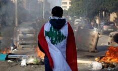 Analysis: Political and banking deadlock may plunge Lebanon deeper into crisis