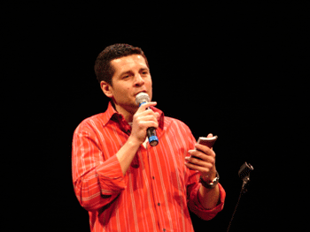 Arab comedians wow Ann Arbor crowd