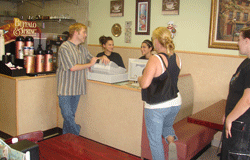 La Hookah Lounge spreads family's love of good food