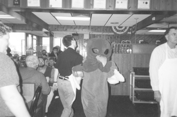 Local restaurant offers free Thanksgiving dinner