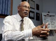 Upset victory for Bing in Detroit