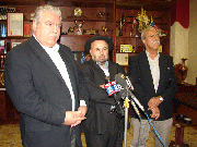 Arabs praise Obama speech, await actions