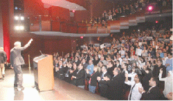 Standing room-only Dearborn crowd pumps energy into Paul campaign