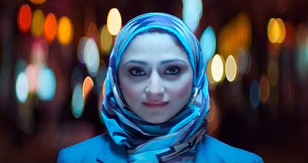 Multilingual Super Bowl Coke commercial draws mixed reaction