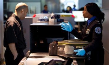 U.S. airlines meet with Homeland Security on expanding laptop ban