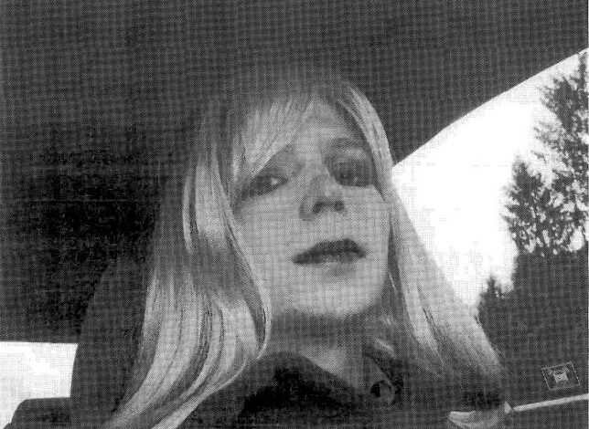 Former military intelligence analyst Chelsea Manning leaves prison