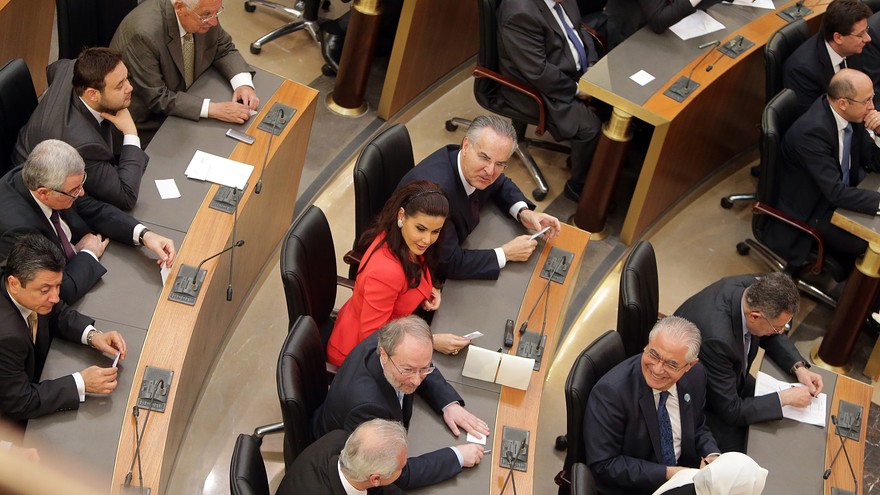 'Losing opportunities', Lebanon campaigns for more women in parliament