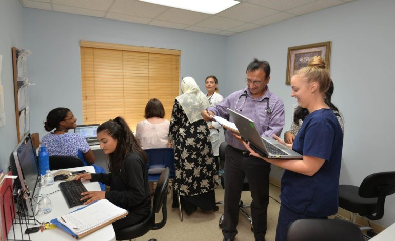 Florida’s Muslim free clinic a ‘blessing’ to uninsured, low-income patients of all faiths