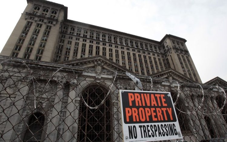 Ford to invest $740 million in Detroit train station, city development project