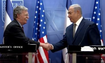 Iran threatens to hit U.S., Israeli targets if attacked