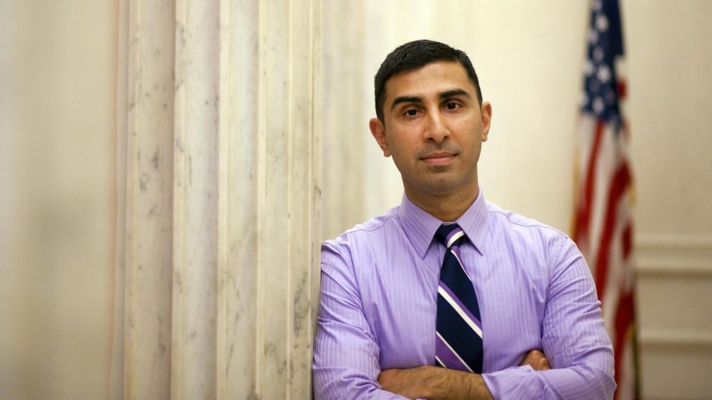 Faiz Shakir, a Muslim American will lead Sanders presidential campaign