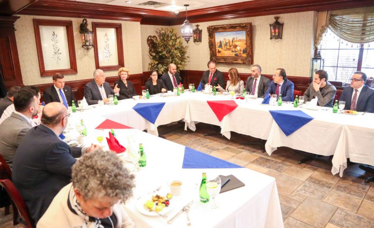 Arab American community leaders meet with Stabenow over anti-BDS bill, protest her ‘yes’ vote