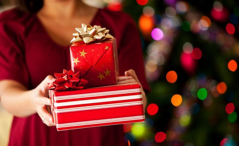 Poll finds 90 percent of Americans expected to celebrate Christmas, including sizable number of Michigan Muslims