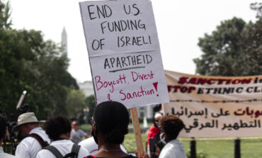 Protesters in D.C. chant names of murdered Gazans ahead of Bennett, Biden talks