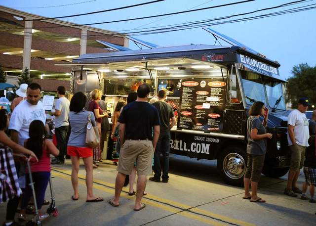 Dearborn Heights City Council passes resolution to temporarily allow food trucks