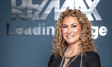 Sherri Saad named Broker/Owner of the Year for RE/MAX of Southeastern Michigan